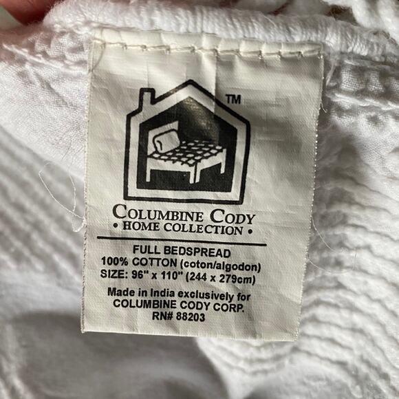 Columbine Cody Home Collection white chenille bedspread fringe full bed - Picture 11 of 12